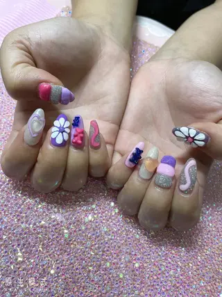 ミディアム ネイル 《LB》ラブリエ Nail&eyeのマツエク・マツパデザイン