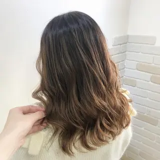 ロング Merly osakaのヘアスタイル