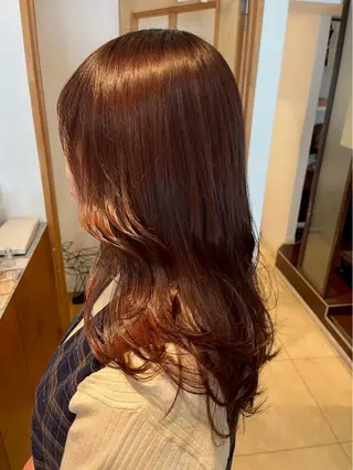 カラー 七海 詩音のヘアスタイル