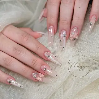 ネイル Maggie Nail🦩のネイルデザイン