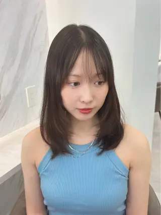 セミロング 韓国レイヤーカット/ AIRIのヘアスタイル