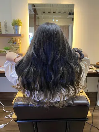 ロング 森 いずなのヘアスタイル
