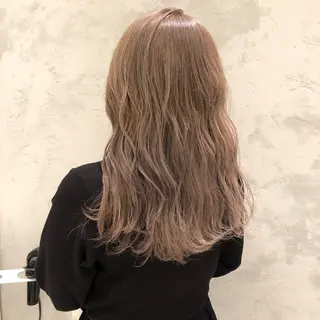 ロング カラー 相川 愛実のヘアスタイル