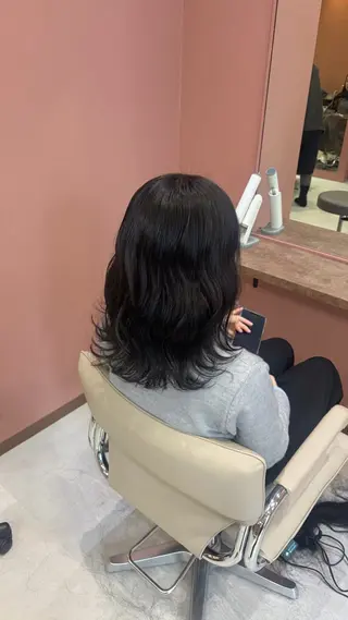 ミディアム 聖菜/ hina /レイヤー/艶カラーのヘアスタイル