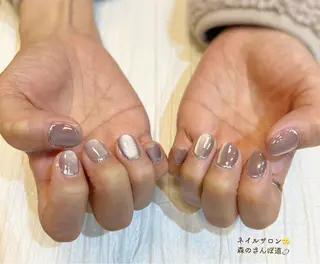 ネイル ショートネイル 森のさんぽ道のネイルデザイン
