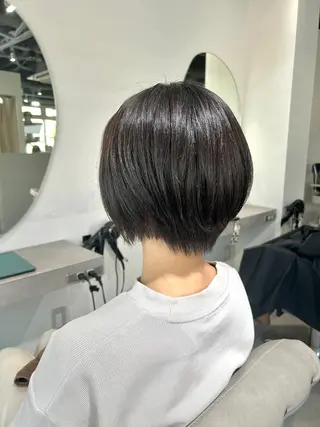 ショート カラー パーマ elpis 長嶋零のヘアスタイル