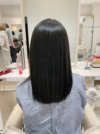 セミロング カラー ユ カの眉毛・アイブロウイメージ