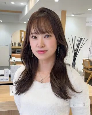 ロング カラー MIZUKI🫧ྀི 韓国ヘアAFLOATのヘアスタイル