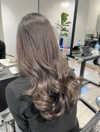 セミロング カラー パーマ ヘアアレンジ 透明感/オリーブ/ グレージュ/YUKAのヘアスタイル