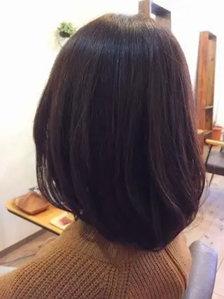 ミディアム nest  のヘアスタイル