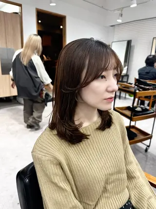 ミディアム カラー パーマ ヘアアレンジ メンズ キッズ レイヤーカット 🌿透け感カラーのヘアスタイル