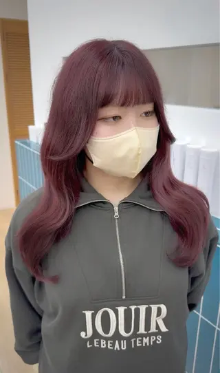 ロング 新田 琴美/ レイヤー/透明感のヘアスタイル