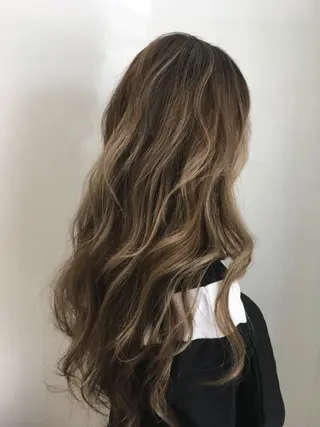 ロング カラー 坂上 岳のヘアスタイル