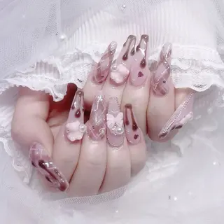 ネイル Cloudy Chan Nailのネイルデザイン
