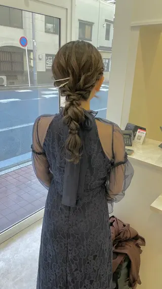 ロング 倉地 更彩のヘアスタイル