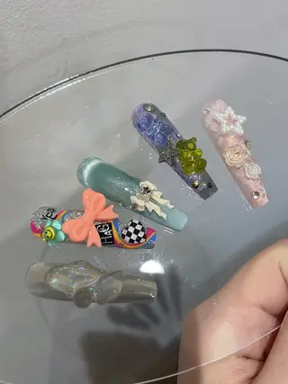 ネイル RICO Nail パーツつけ放題🌈のネイルデザイン