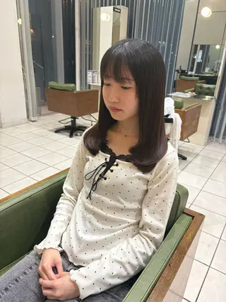 セミロング 中村 彩奈のヘアスタイル