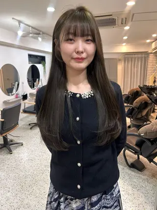 ロング 透明感カラー 莉々子のヘアスタイル