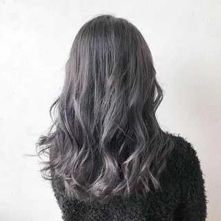 セミロング カラー ライブトレア YOSHIKIのヘアスタイル