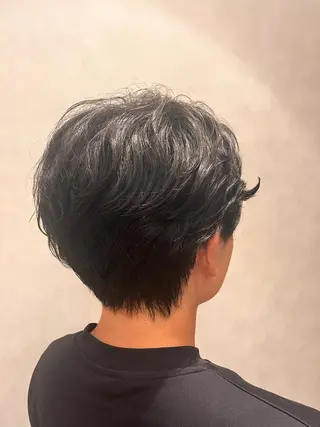 パーマ メンズ 橘 裕花のヘアスタイル