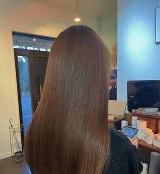 ロング 三國 栞音のヘアスタイル