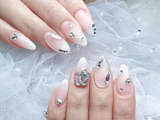 ネイル M🌷nail 長さだし専門店のネイルデザイン