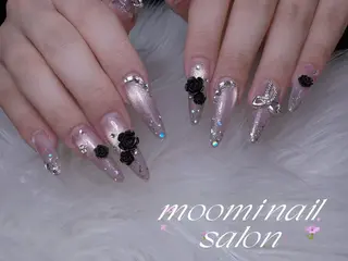 セミロング Moomi nail salonのネイルデザイン