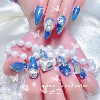 ネイル queens nailsalonのネイルデザイン