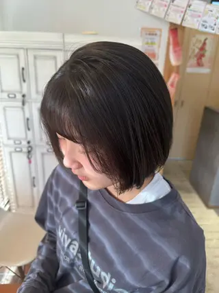 ミディアム カラー 坂庭 美夢のヘアスタイル