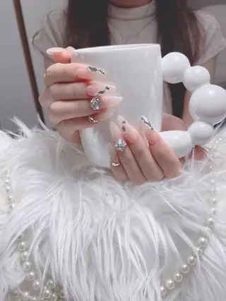 ネイル ENsalon AKIRAのネイルデザイン