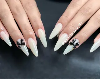 ネイル Kaka_ パラジェル、長さだしのネイルデザイン