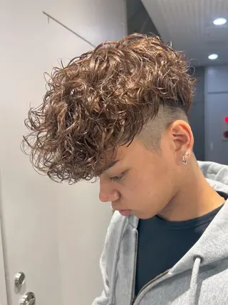 メンズ ⚜️BLUCK / メンズ専門サロン⚜️のヘアスタイル