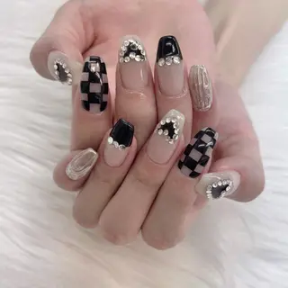 ネイル 🦋ネイルサロン ブラン🌈ゆりのネイルデザイン