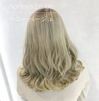 ミディアム カラー 🦋シールエクステ /韓国/リアラ🦋のヘアスタイル