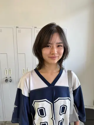 ミディアム 近藤 千裕のヘアスタイル