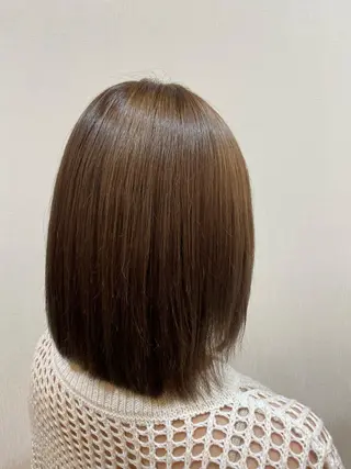 ミディアム カラー 佐藤 優衣のヘアスタイル