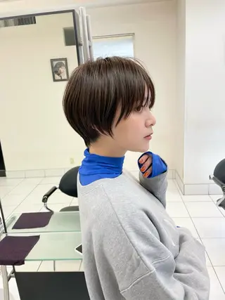 ショート カラー 小池 功のヘアスタイル