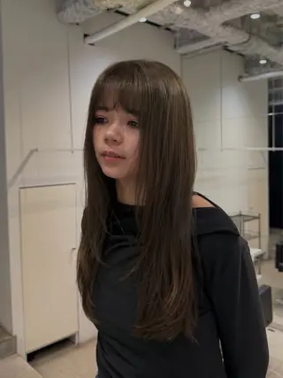 ロング カラー ANY / Noaのヘアスタイル