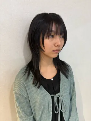 セミロング レイヤー/ウルフ/ 縮毛矯正/照井友梨のヘアスタイル