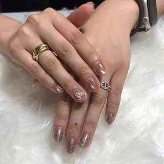 ネイル WHITE NAIL 鳳店AYUMIのネイルデザイン