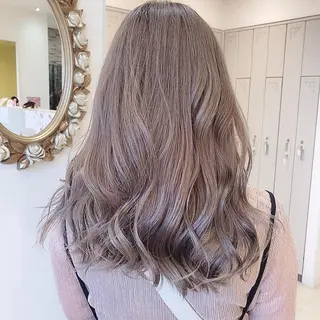 カラー zeal AYAKAのヘアスタイル