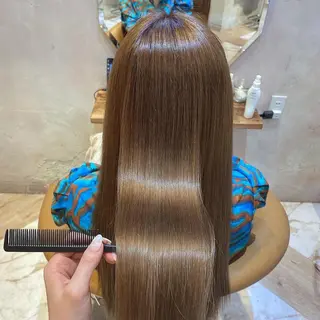 ミディアム 代表山口ひな 髪質改善のプロのヘアスタイル