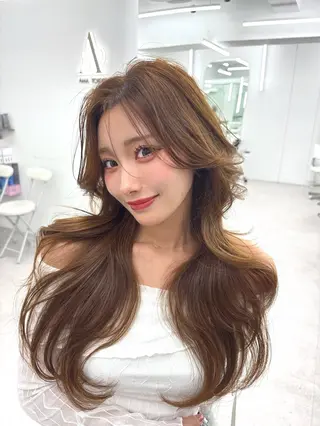 ロング カラー 透明感カラー✨🩵 韓国ヘアkanatoのヘアスタイル