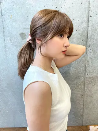 ミディアム カラー 盛れる顔周り /透明感/かりん🎀のヘアスタイル