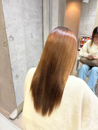 ロング .AIRI🌼 暖色/ぱつっとぼぶのヘアスタイル