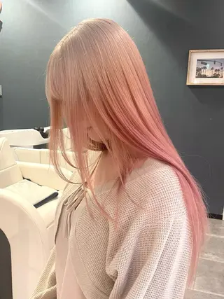 ロング カラー 市川 澪のヘアスタイル