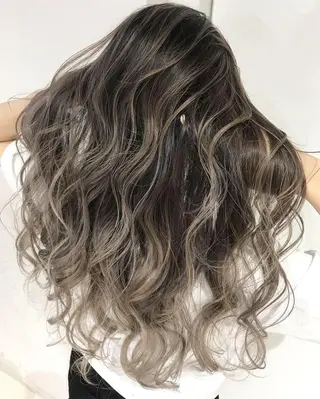 ロング カラー ヘアアレンジ 似合わせ💖トレンド ✨TAKAMI😊のヘアスタイル
