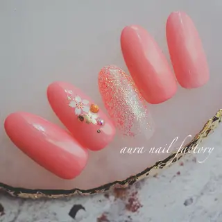 ショート カラー ネイル 赤羽 aura 深爪を断らない✨のネイルデザイン