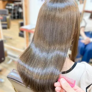 セミロング KASHI|顔まわり ×艶髪プロデューサーのヘアスタイル