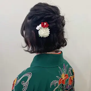 ミディアム ヘアアレンジ clan .のヘアスタイル